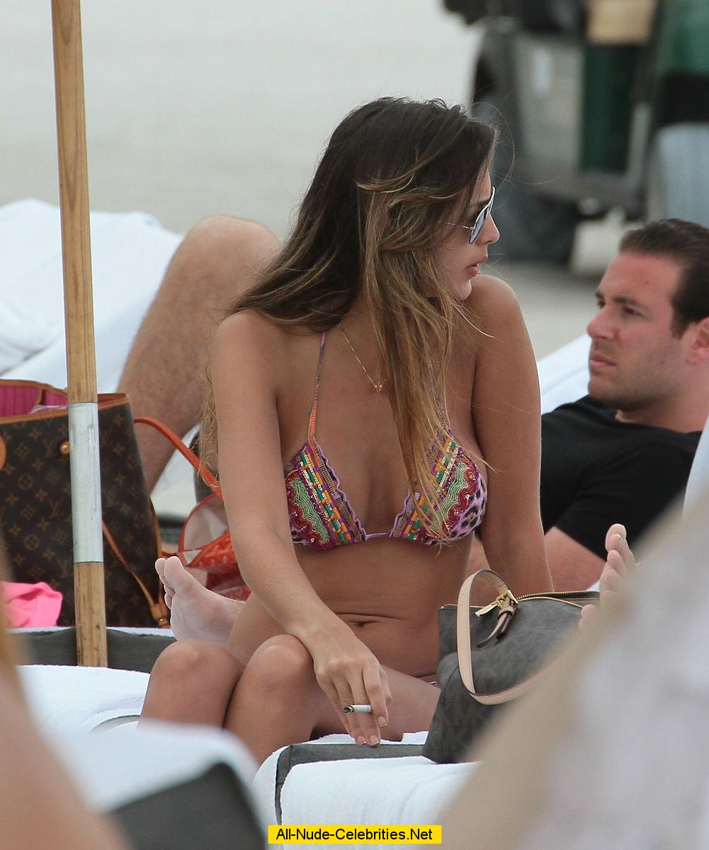 Shannon De Lima Caught In Bikini On The Beach